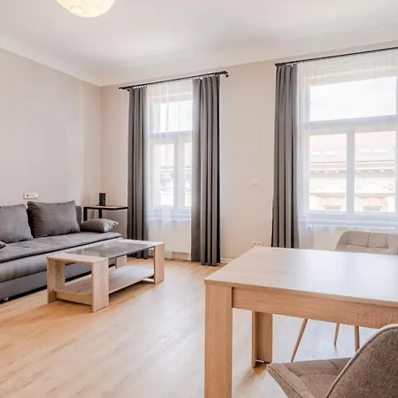 Apartman Palace Petrarca *