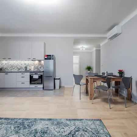 Apartman Palace Petrarca