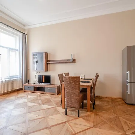 Apartman Palace Petrarca *