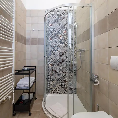 Palace Petrarca Apartamento Praga