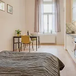Appartamento Palace Petrarca Praga