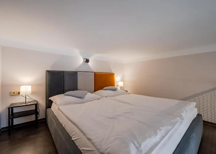 Palace Petrarca Apartamento *