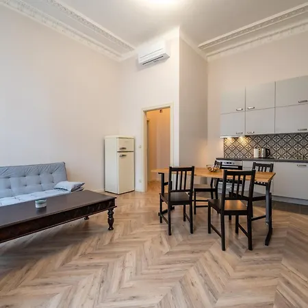 Palace Petrarca Appartement